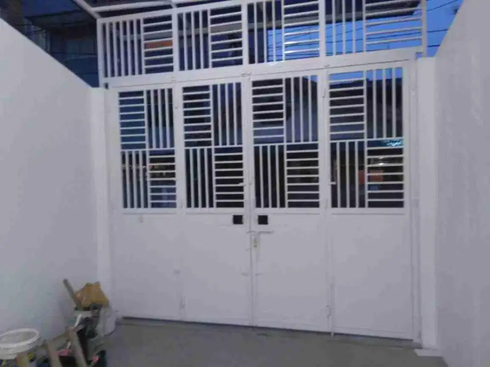 Disewakan Ruko 2,5 lantai di jalan Mangga Besar,Jakarta Barat