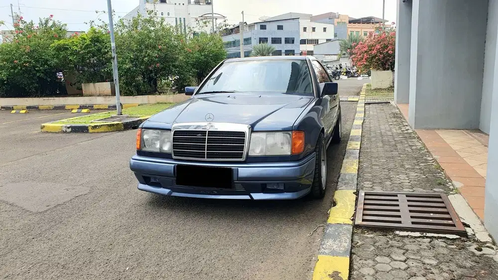 [COLLECTOR ITEM] Mercedes Benz Mercy 300CE 300 CE 2 Door MT 1990/1991
