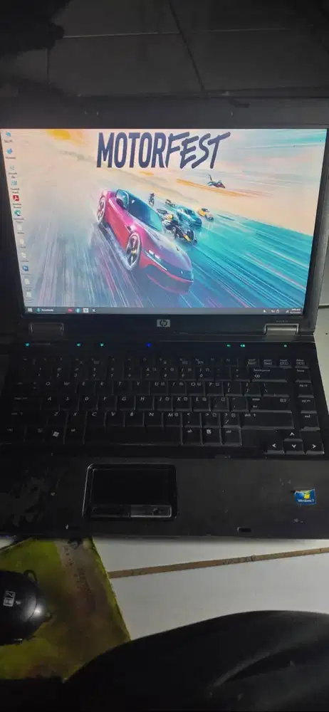 Laptop Buat Anak Belajar Online dan Banyak Games Ringan