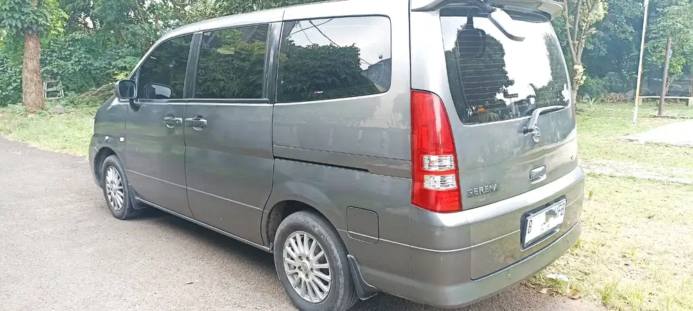 Nissan Serena CT AT  2009 Bensin