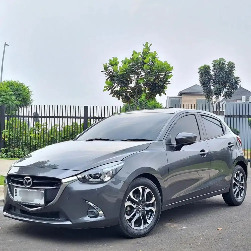 Mazda 2 R 1.5 AT 2019/2020 Super Low mulus sangat Terawat Istimewa!!