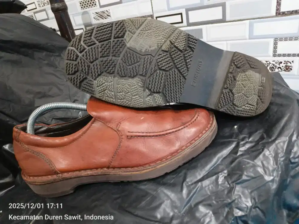 Hush Puppies made in Jepang 42 Mulus