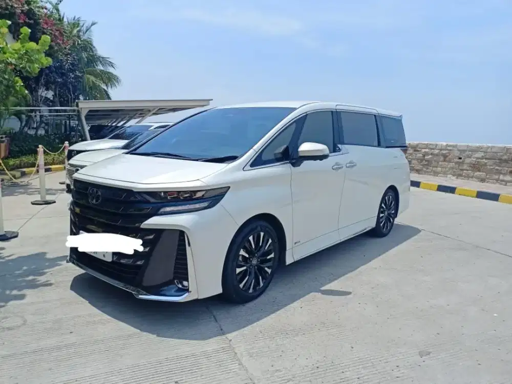 Vellfire 2.5 Hybrid VIP CVT 2024