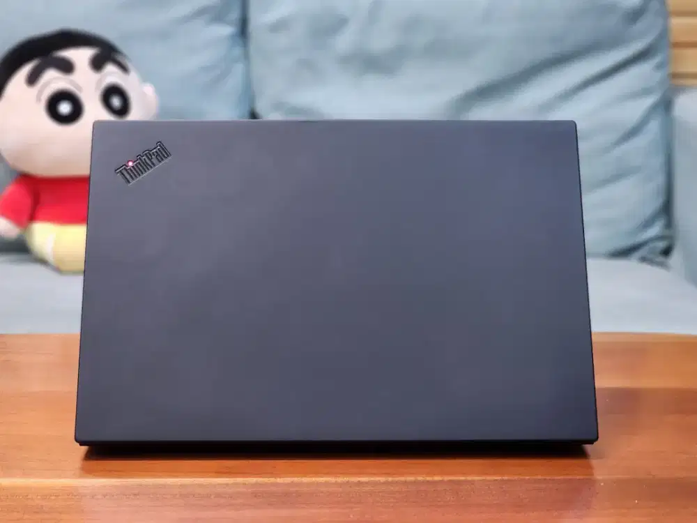 Slim Workstation! Thinkpad P1 Intel Core i7 Hexacore Nvidia Quadro