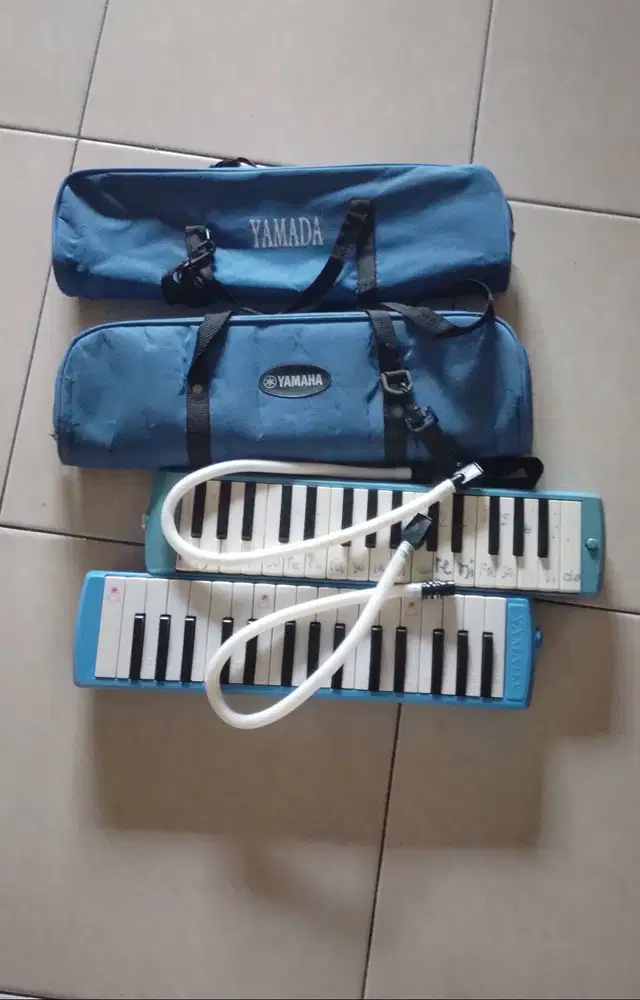 Pianika Yamaha P-32D dan Yamada