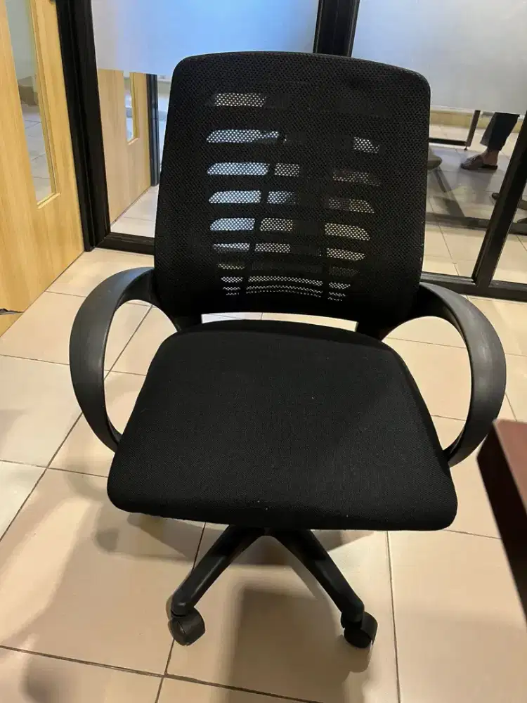 Jual cepat Nego Kursi Kantor Vetto (stock 70 unit)