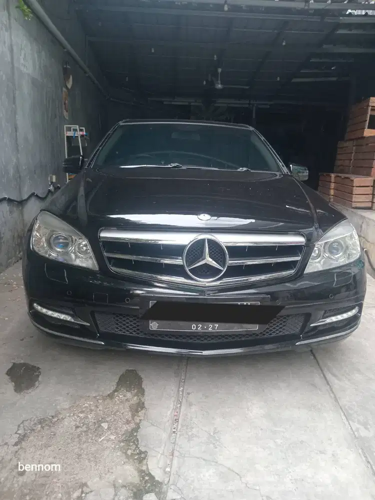 Mercy C300 W204 th2011