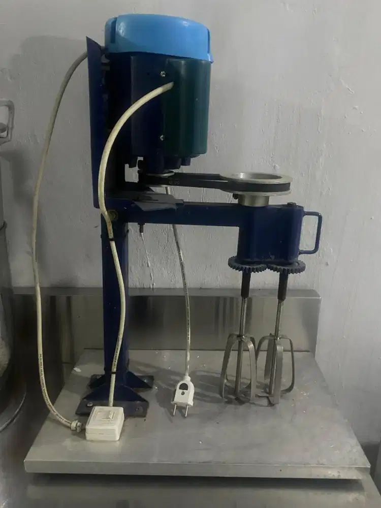 Standing Mixer Industri - Cake