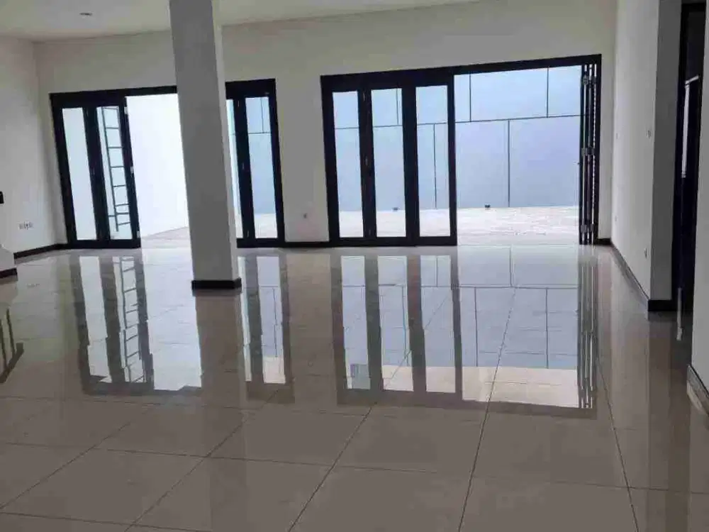 DIJUAL RUMAH MURAH, SIAP HUNI & BARU RENOV DENGAN LUAS 300m2 DI CLUSTER ASIA TROPIS, HARAPAN INDAH