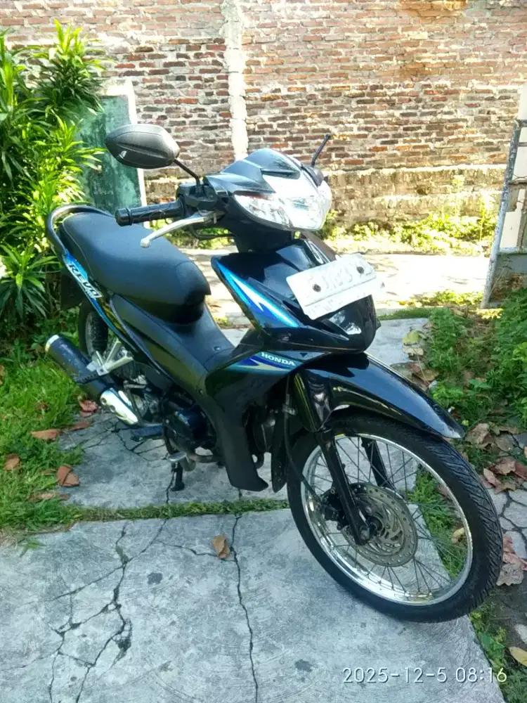 HONDA REVO ABSOLUTE