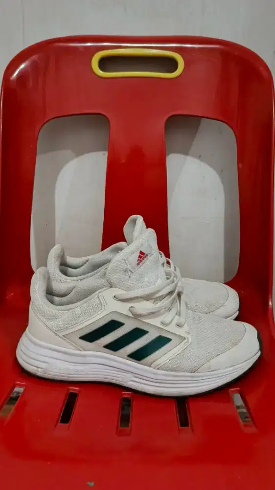 Sepatu Adidas original