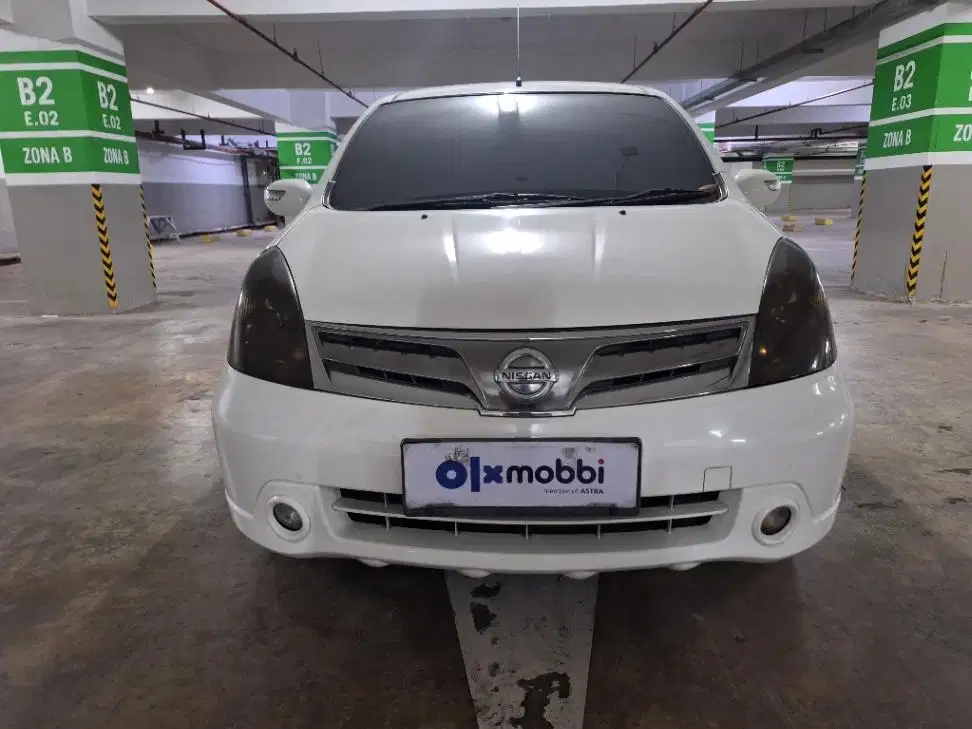 LOW DP Nissan Grand livina 1.8 XV Bensin-AT 2011 NIB