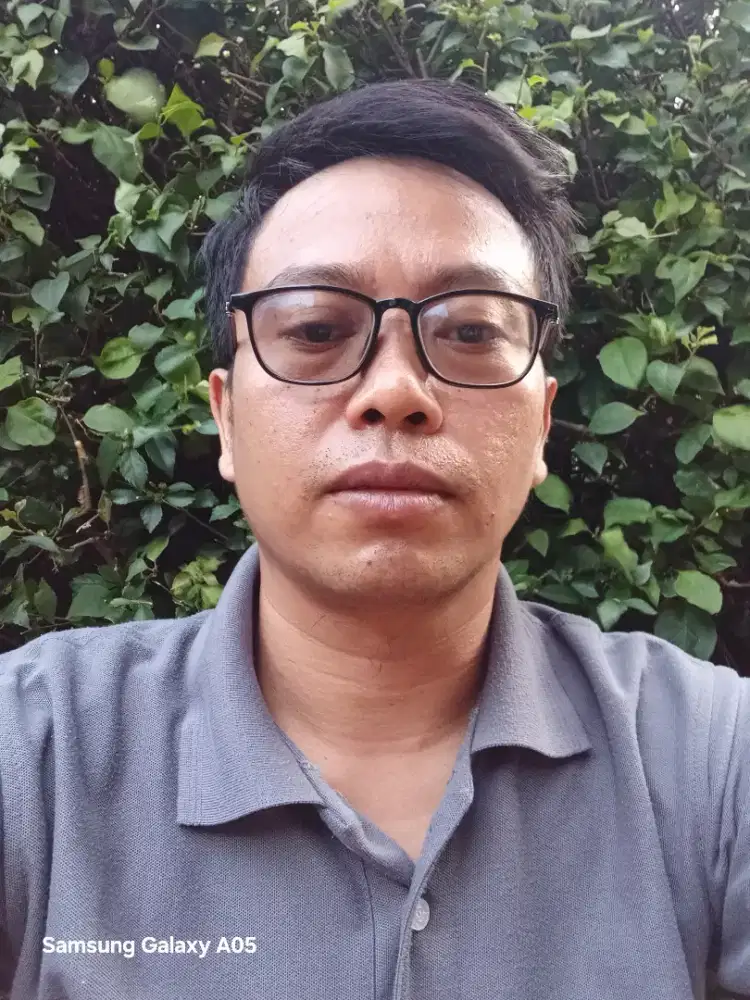 Sedang mencari pekerjaan supir pribadi