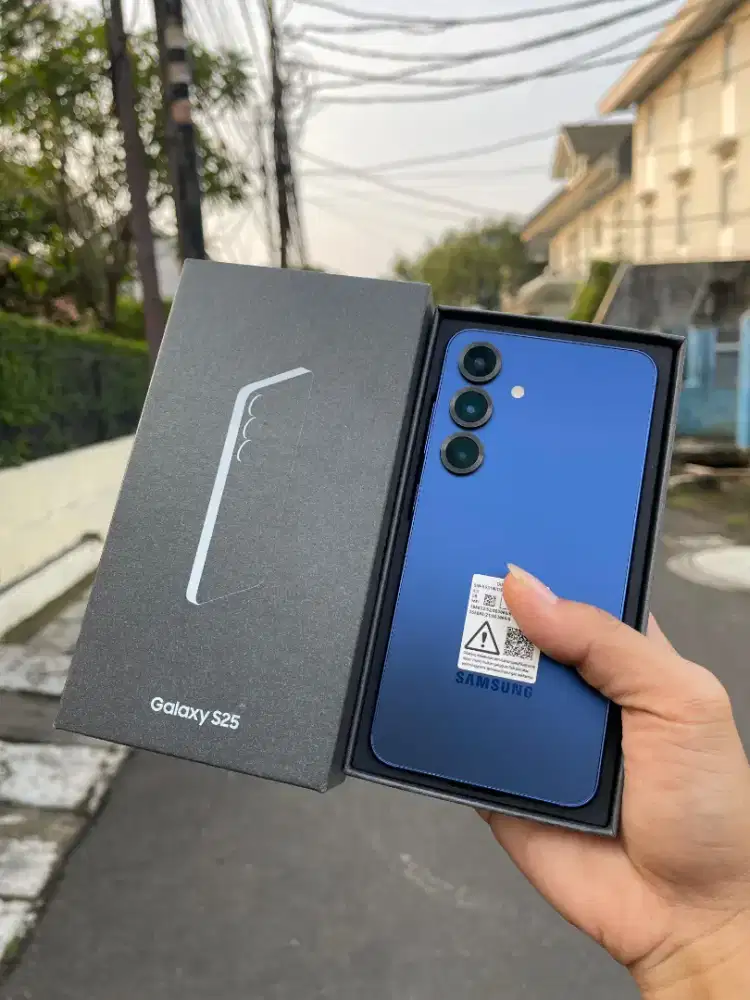 Di Cari dan di beli Samsung S25 512gb SEIN