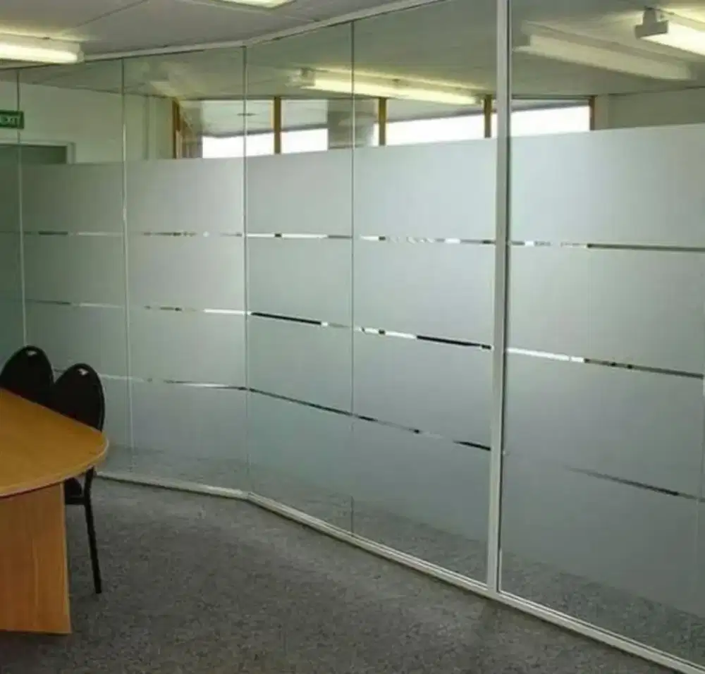 Jasa pasang cutting sticker dan bahan