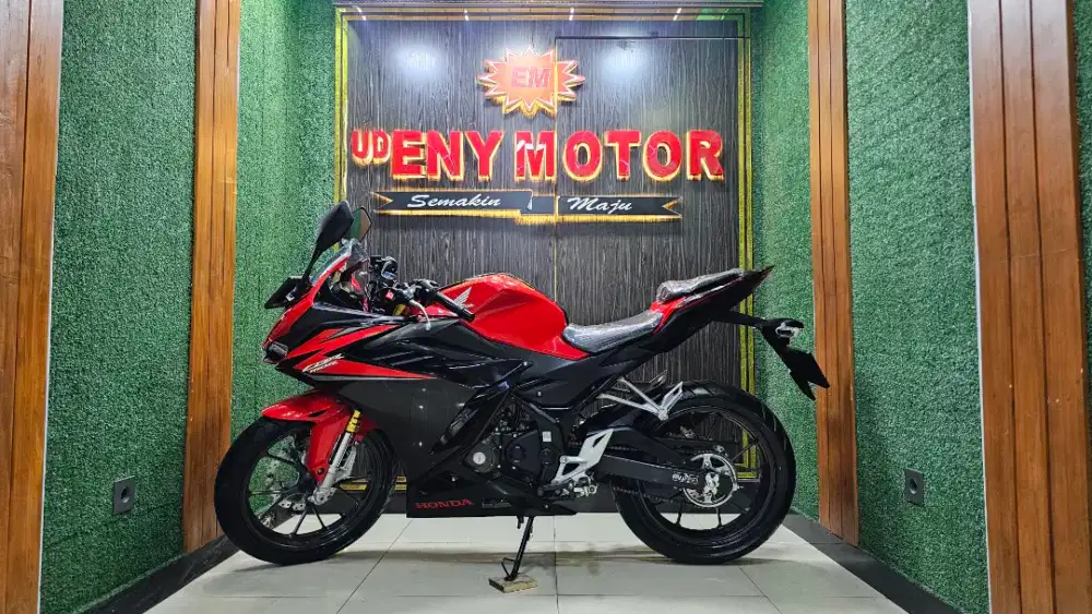 UD ENY MOTOR-HONDA CBR 150 TAHUN 2023 LOW KM
