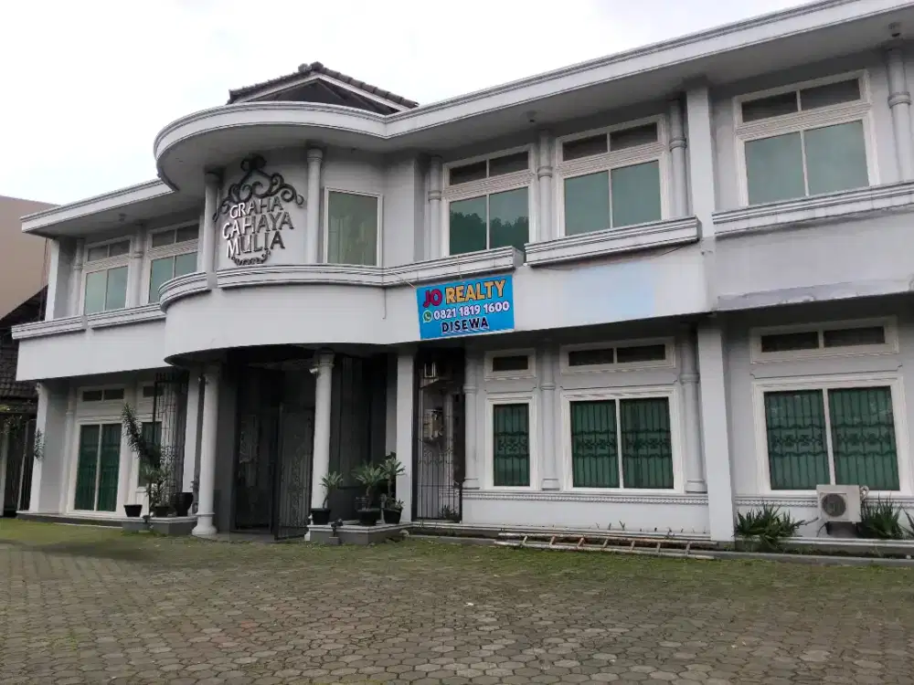 Disewakan ,Gedung Kantor dan Rumah Tinggal, cocok utk usaha dan kantor