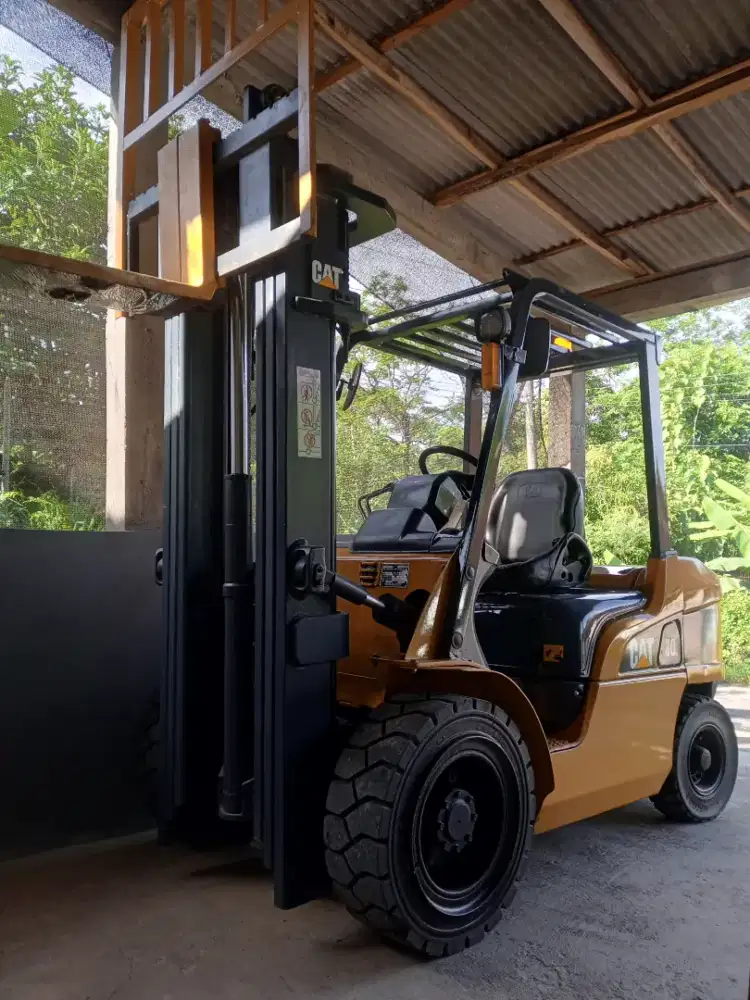 Forklift 3 Ton 2020 Caterpillar Threelift
