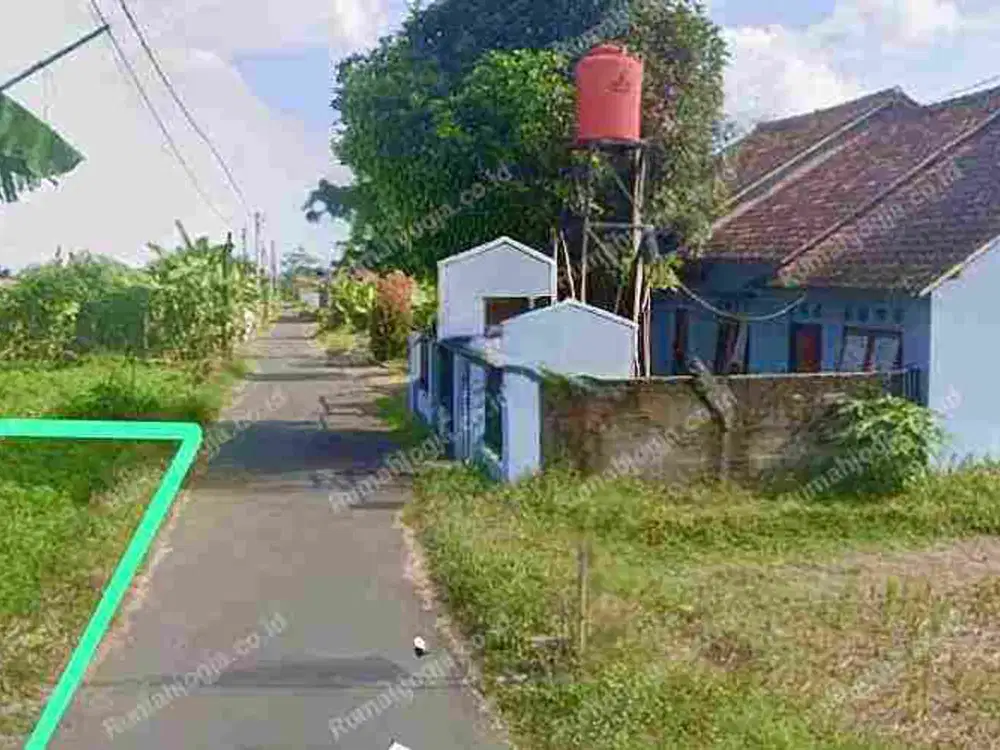 tanah sangat strategis umbulpermai jln Kaliurang KM 8 area kuliner