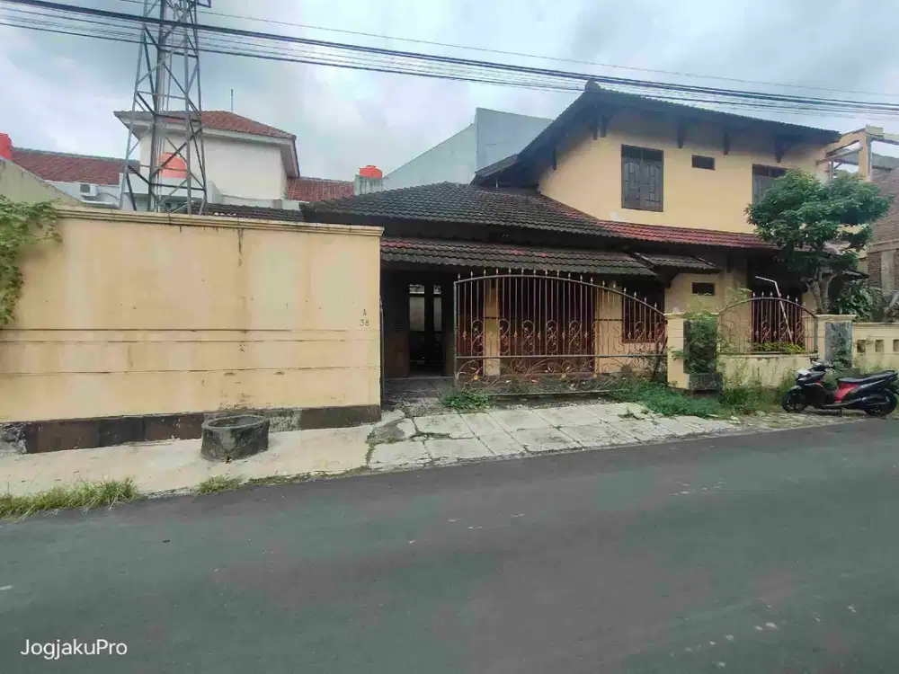 Tanah murah strategis bonus bangunan di kawasan kost exclusive Seturan dekat UPN, STIE YKPN, AMIKOM, UII FE, & UGM