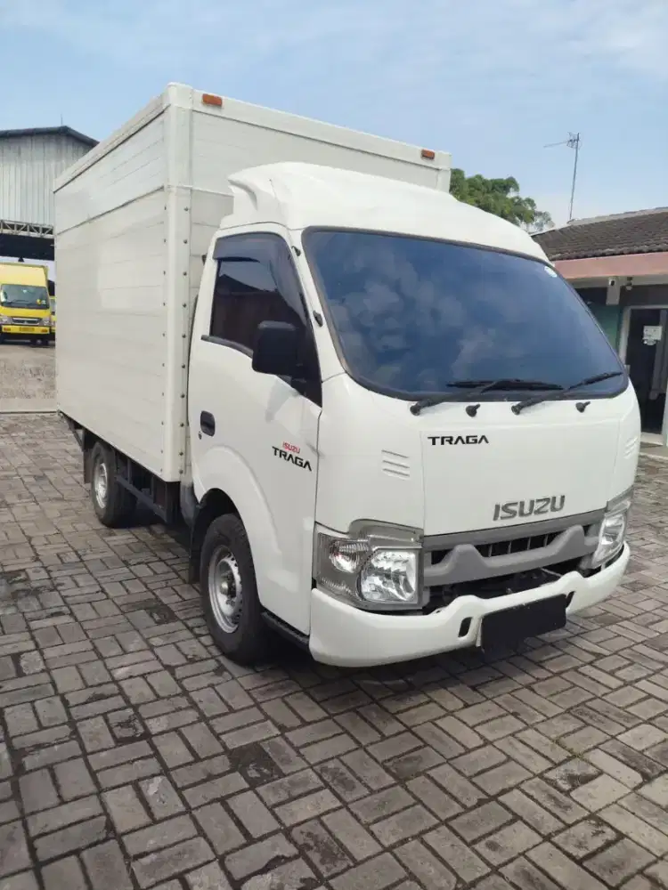 KM12RB CASH 2024 BOX JUMBO ISUZU TRAGA PU MT 2.5 PS 2025 L300 freezer