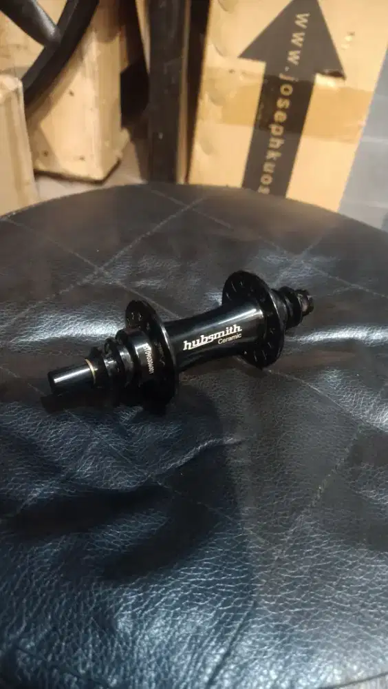 Hub depan hubsmith ceramic 28h 74mm untuk brompton pikes 3sixty dahon