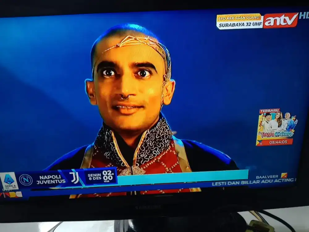 tv lcd samsung 32 inci