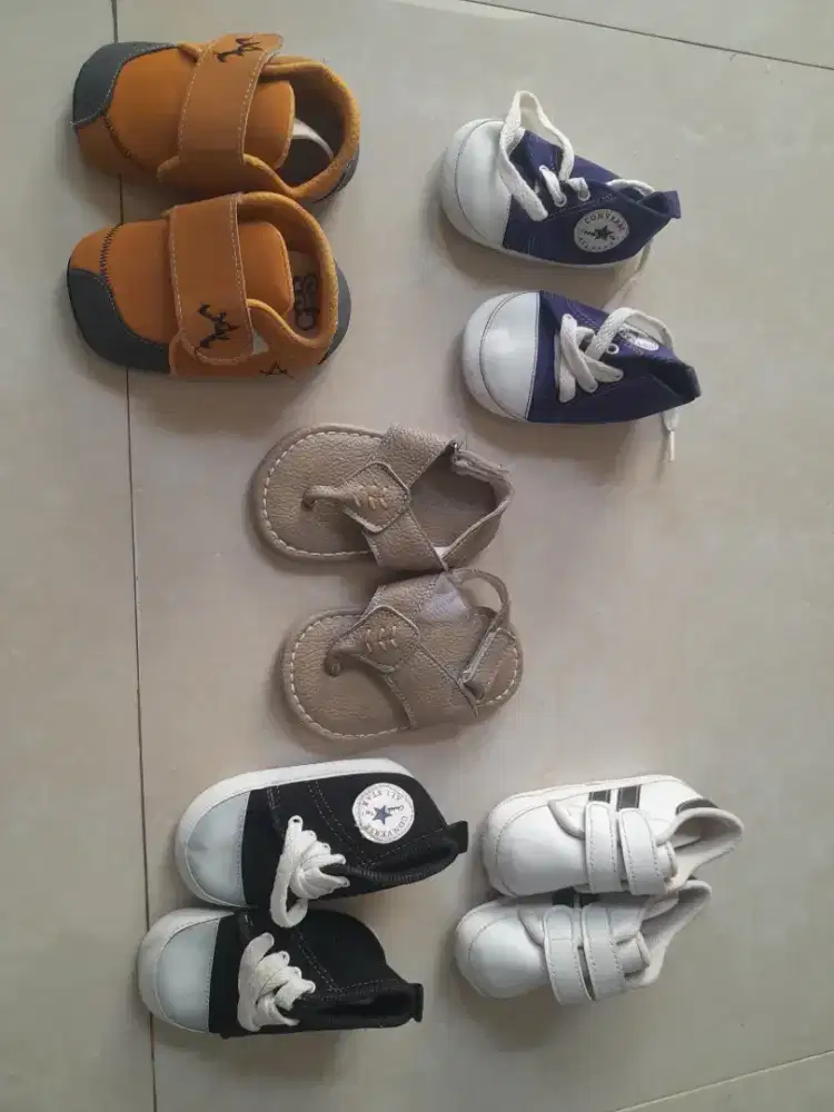 Sepatu anak bayi