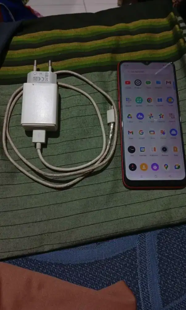 Realme C3 3/32 second, hape + charger