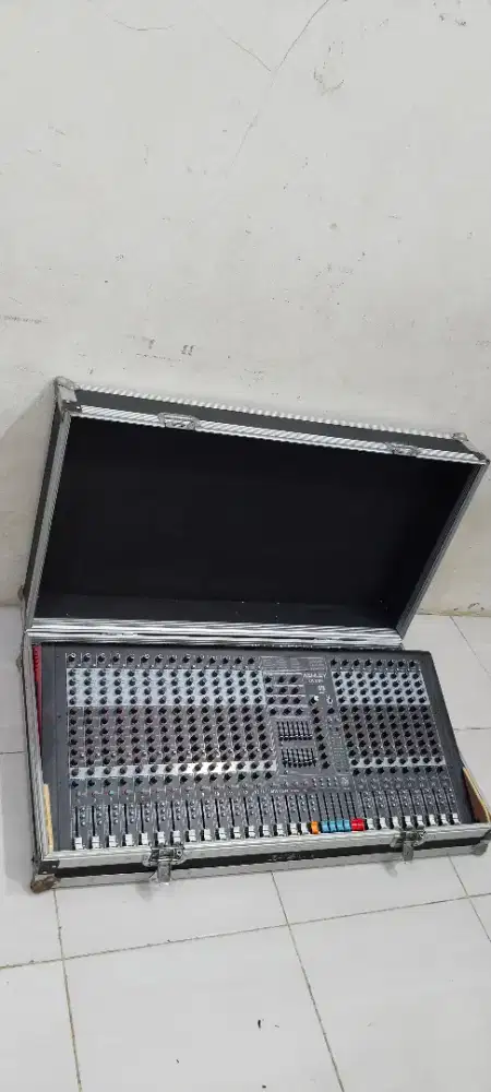 Mixer ashley live 24