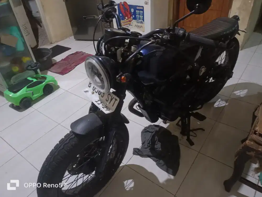 Di jual motor custom