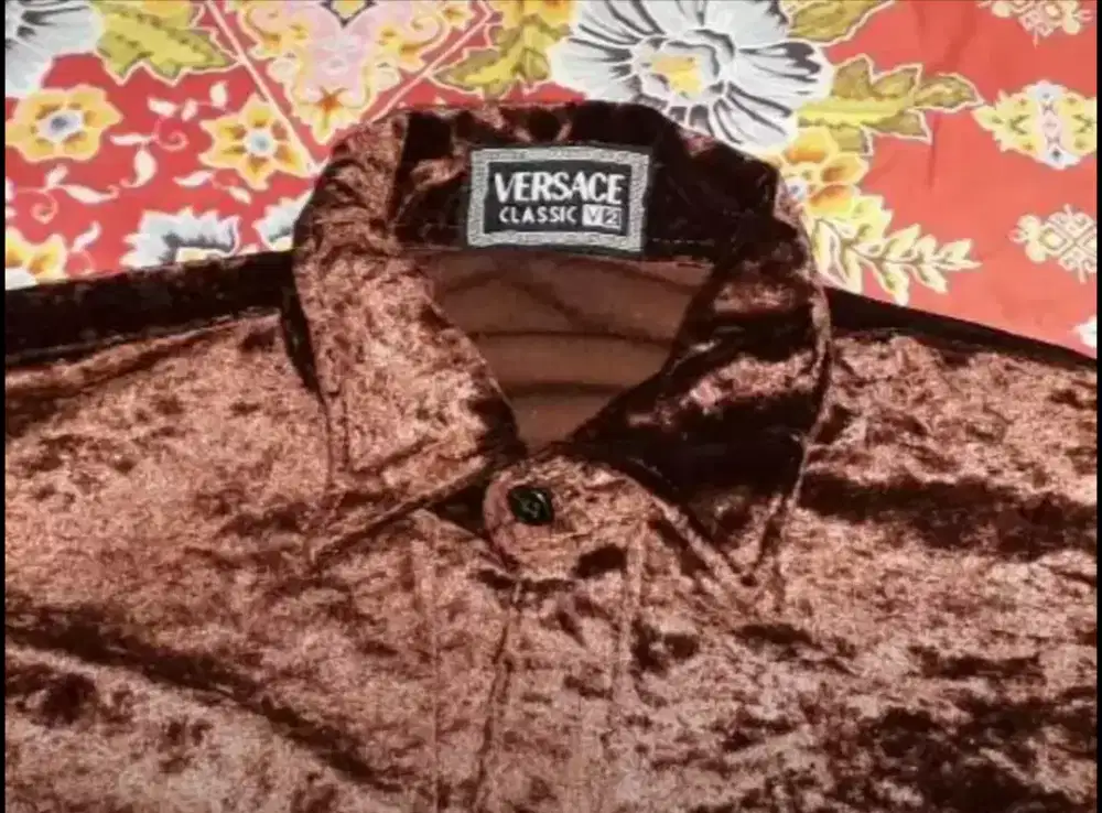 Kemeja Rare Versace Classic V2 Original Gratis 1