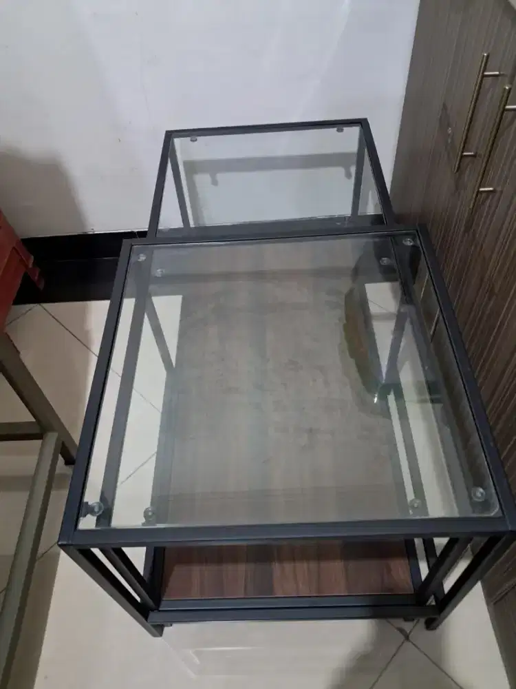 Meja nakas IKEA Vittsjo bekas