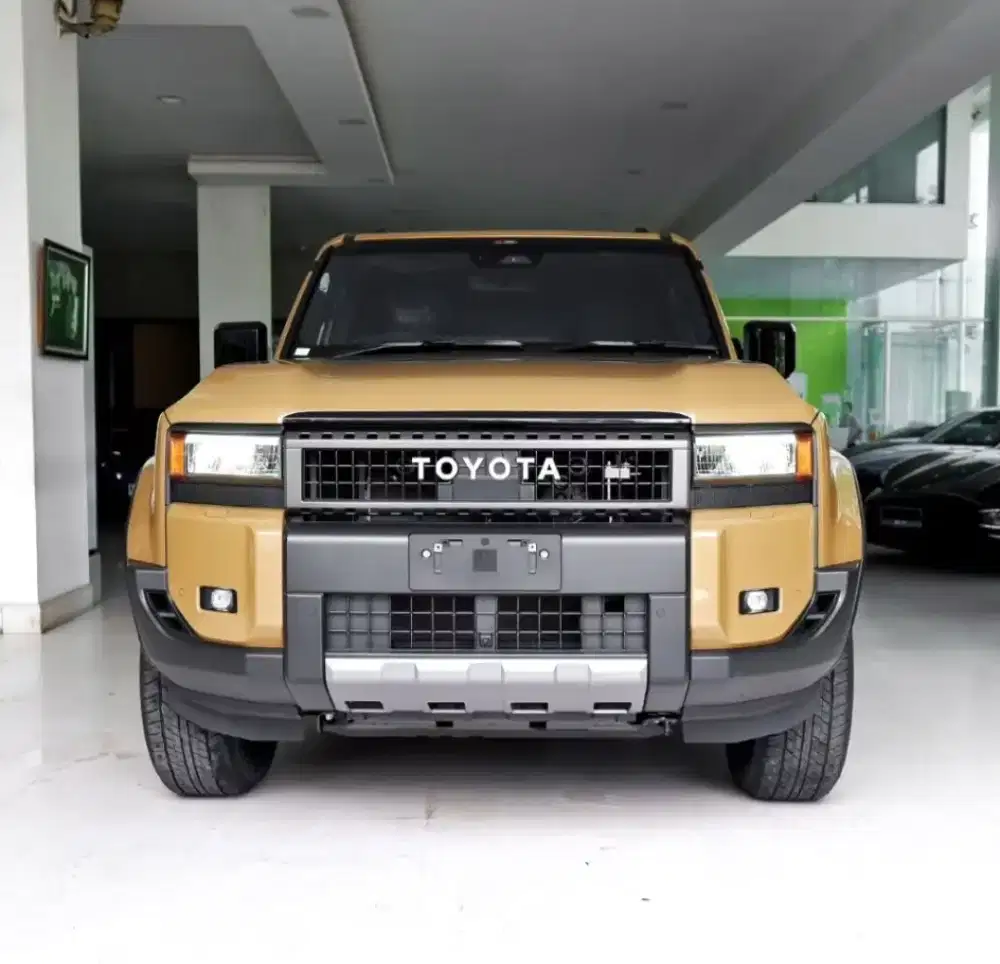 Toyota Land Cruiser Prado First Edition VX 2.7L Petrol 2024