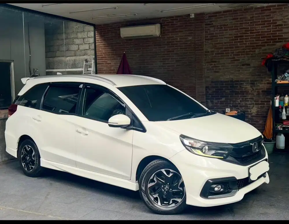 Mobilio RS 2019