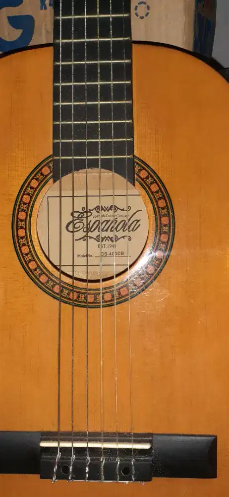 Dijual Gitar klasik bekas merk espanola