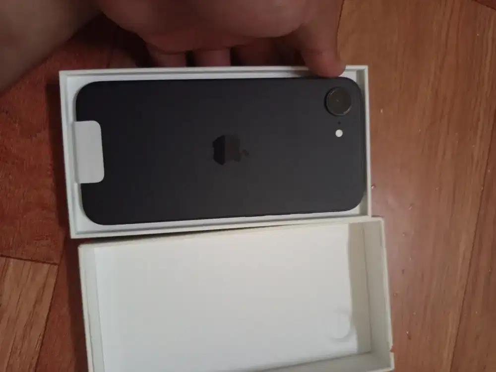 Iphone 16e 128gb ibox