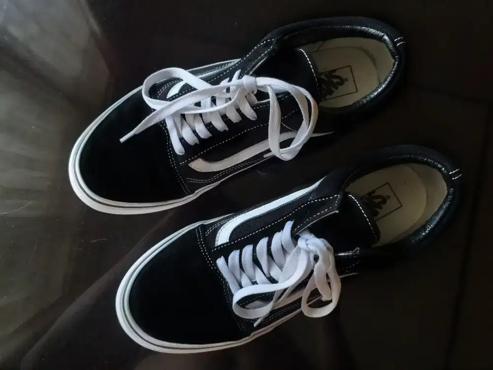 for sale sepatu VANS OLD SKOOL BLACK/WHITE ORIGINAL