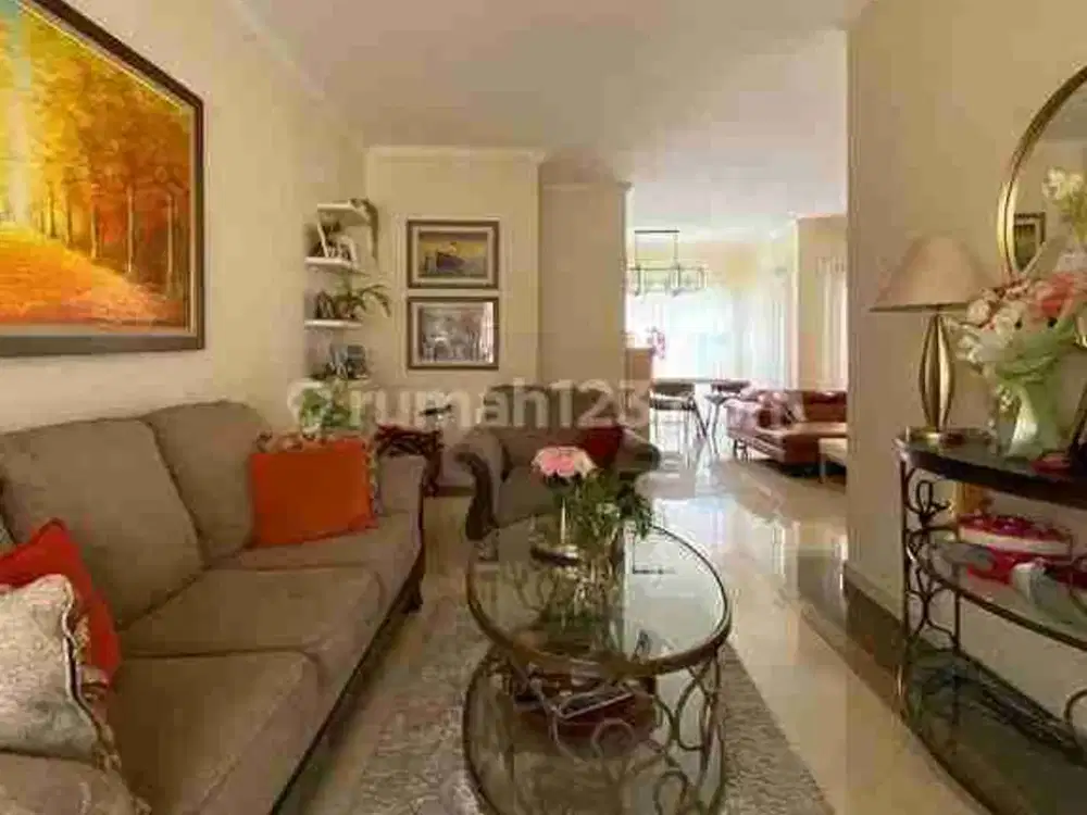 Rumah Mewah Siaphuni Di Turangga