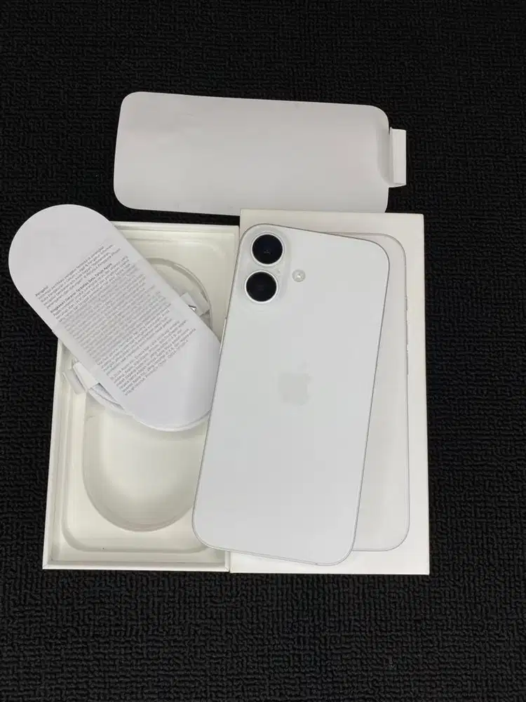 iPhone 16 256GB iBox Sebulan Pakai