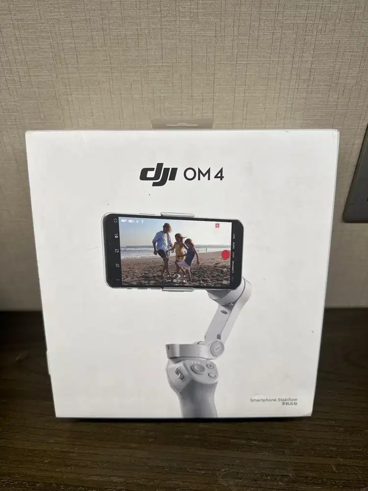DJI Osmo Mobile 4 - DJI OM 4