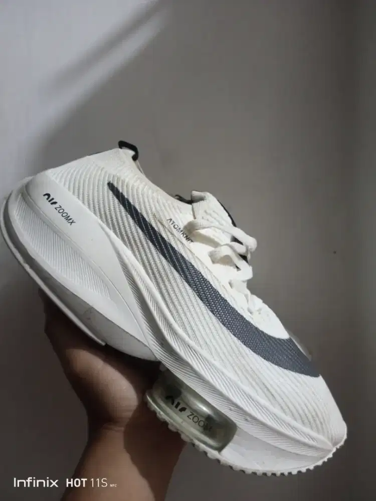 SEPATU NIKE ALPHAFLY