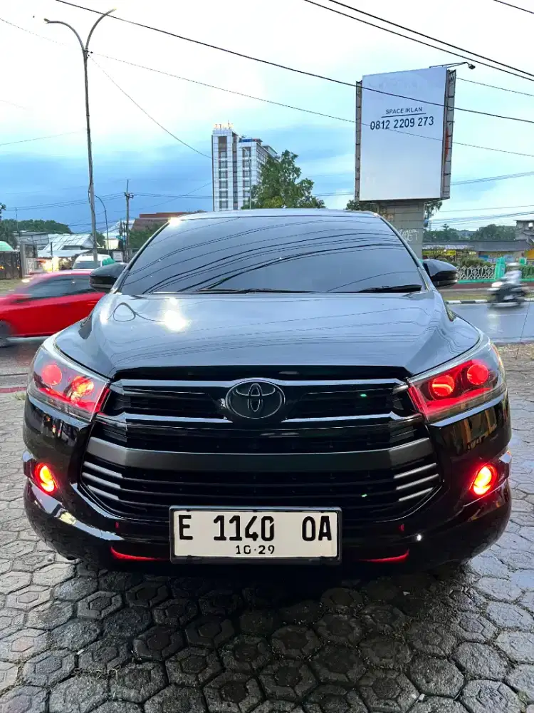 Innova reborn type G 2.4 diesel matic 2019