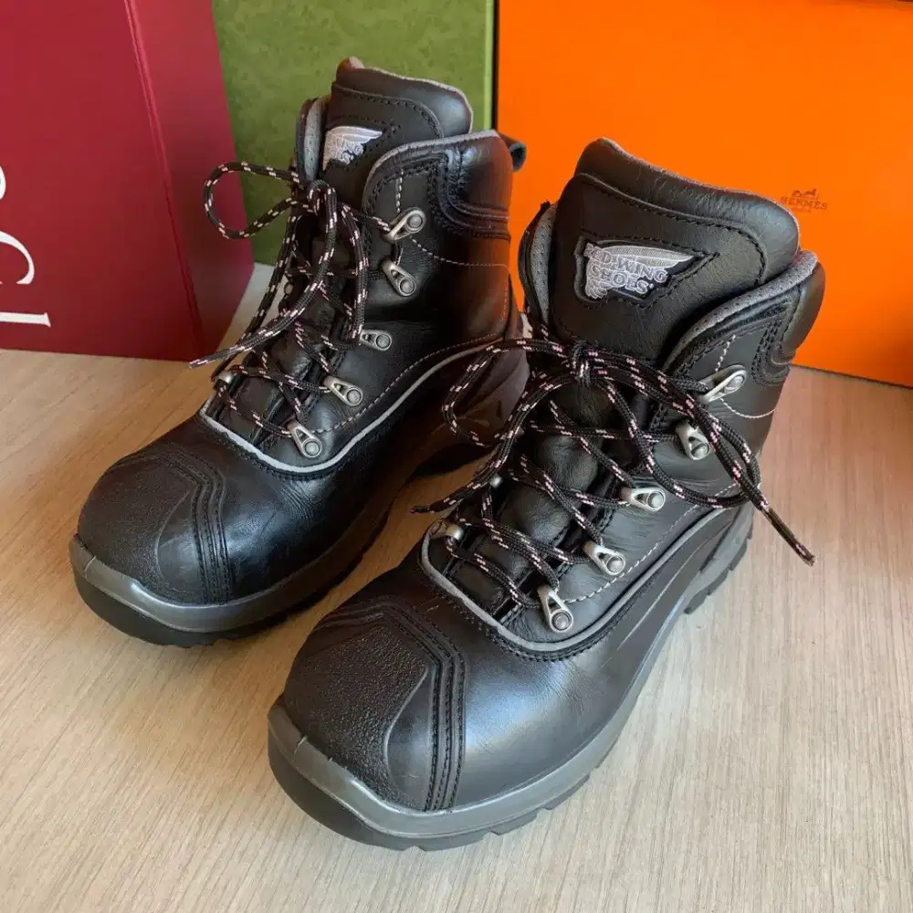 Red Wing 3209 Steel Toe Sepatu Boots Outdoor Besi Size 39