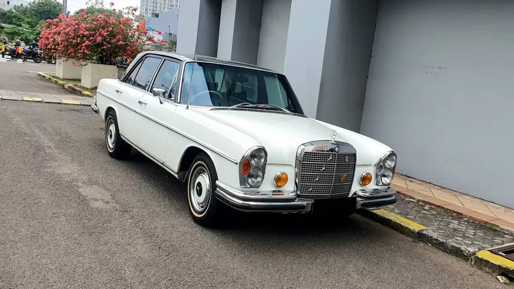 [COLLECTOR ITEM] Mercedes Benz Mercy 280S 280 S W108 Sunroof 1970/197