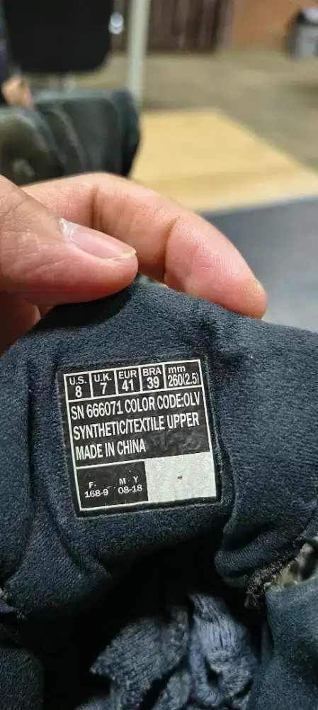 Sepatu Skechers sz 41