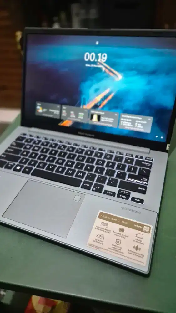 Asus Vivobook 14 go Core i3
