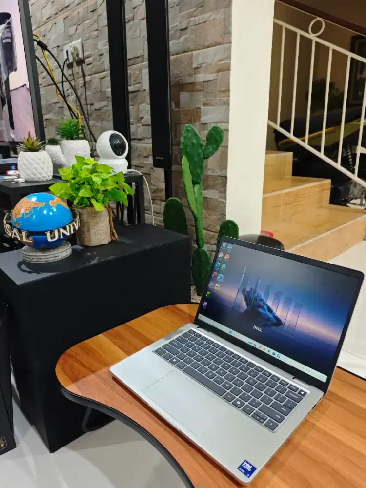 Laptop Dell Pro 13 PLUS Ultra 5 x thinkpad zenbook