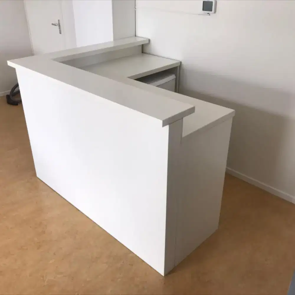 Meja bar,meja kasir,meja resepsionis