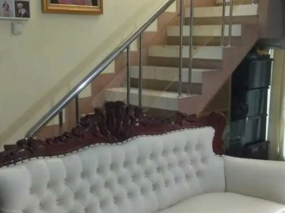 Dijual Rumah Siap Huni dan Semi Furnish di Taman Modern, Jakarta Timur